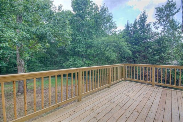 3043 Saddle Creek Drive, Gainesville, GA 30507