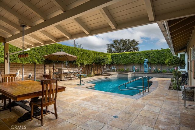 3030 E Elgin E, Orange, CA 92869