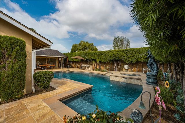 3030 E Elgin E, Orange, CA 92869