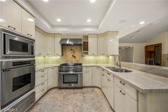 3030 E Elgin E, Orange, CA 92869