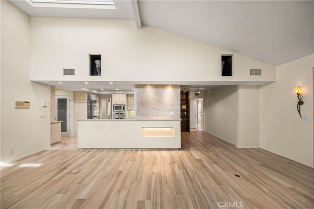 3030 E Elgin E, Orange, CA 92869