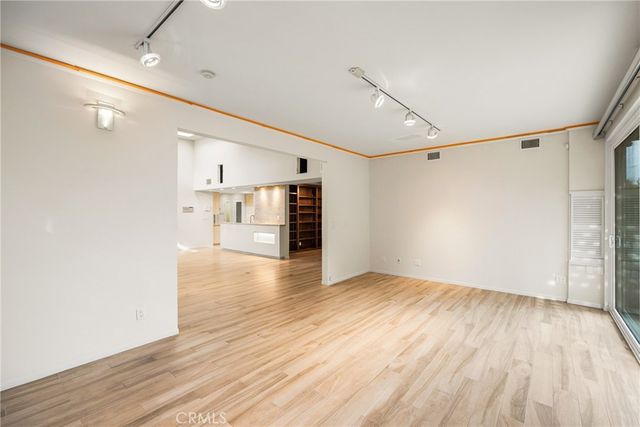 3030 E Elgin E, Orange, CA 92869