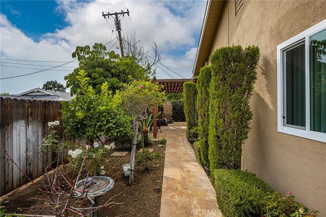 3030 E Elgin E, Orange, CA 92869