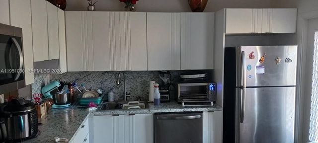 6731 Cypress Road 310, Plantation, FL 33317