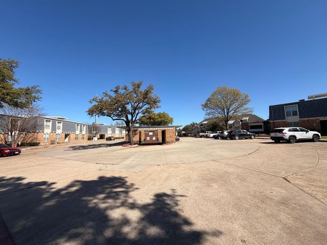 529 W Lookout Drive 225, Richardson, TX 75080