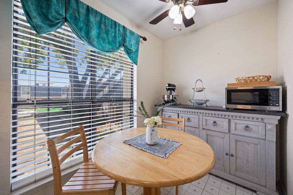 529 W Lookout Drive 225, Richardson, TX 75080