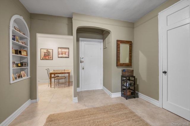 111-15 75th Avenue 6J, Forest Hills, NY 11375