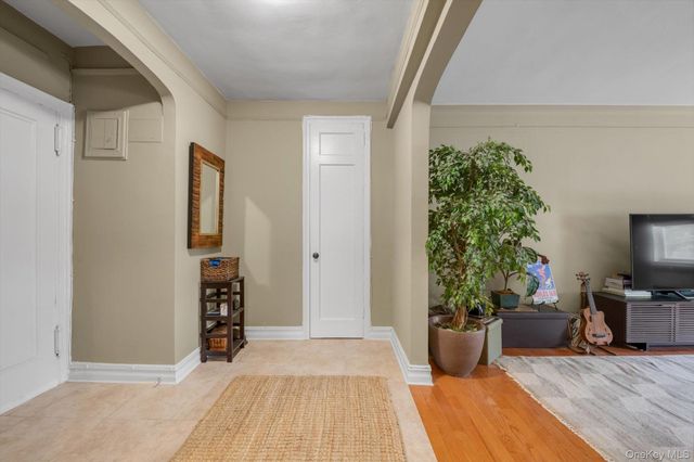 111-15 75th Avenue 6J, Forest Hills, NY 11375