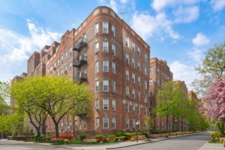 111-15 75th Avenue 6J, Forest Hills, NY 11375