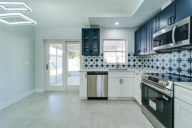 4464 WABASSO AVENUE, North Port, FL 34287