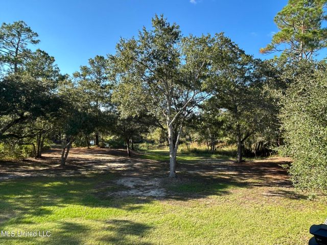 749 E North Street, Pass Christian, MS 39571