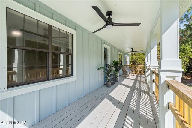 749 E North Street, Pass Christian, MS 39571