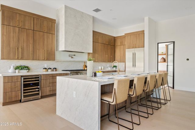 11792 E SAND HILLS Road, Scottsdale, AZ 85255