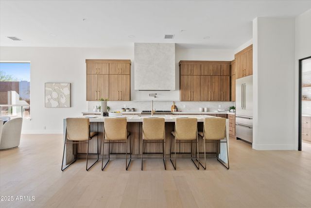 11792 E SAND HILLS Road, Scottsdale, AZ 85255