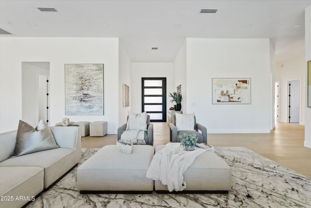 11792 E SAND HILLS Road, Scottsdale, AZ 85255