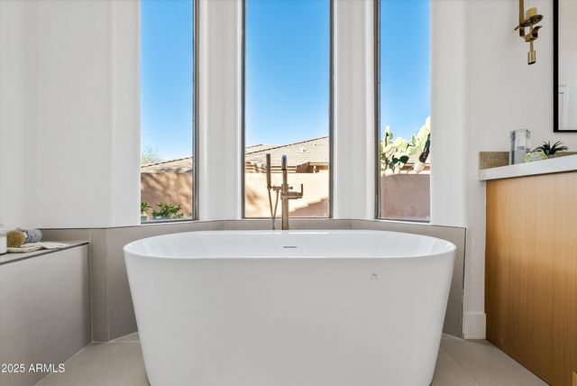 11792 E SAND HILLS Road, Scottsdale, AZ 85255