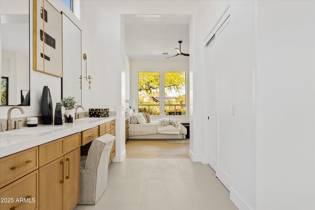 11792 E SAND HILLS Road, Scottsdale, AZ 85255