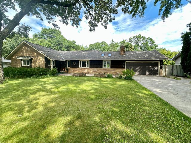 732 Forest Dale Road, New Brighton, MN 55112