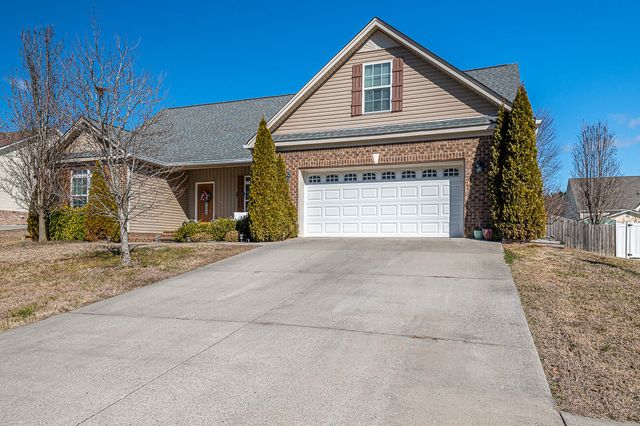 588 Thoroughbred Drive NE, Cleveland, TN 37312