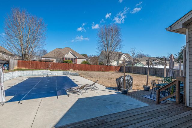 588 Thoroughbred Drive NE, Cleveland, TN 37312