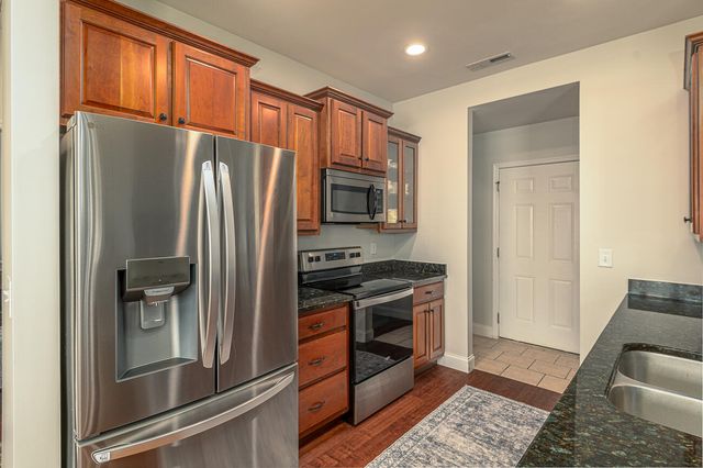 588 Thoroughbred Drive NE, Cleveland, TN 37312