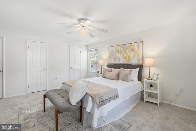 9652 LINDENBROOK ST, Fairfax, VA 22031