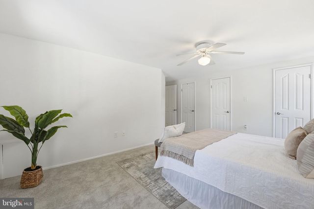 9652 LINDENBROOK ST, Fairfax, VA 22031