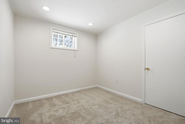 9652 LINDENBROOK ST, Fairfax, VA 22031