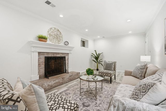 9652 LINDENBROOK ST, Fairfax, VA 22031