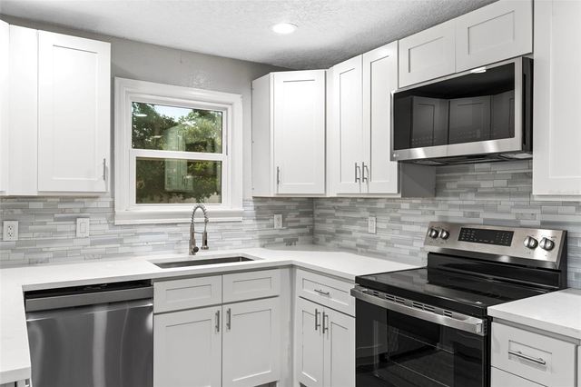 1160 E EDGEWOOD DRIVE, Lakeland, FL 33803