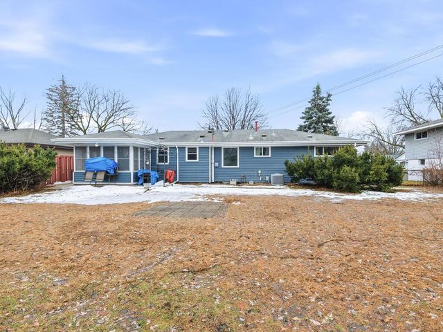 2700 64th Avenue N, Brooklyn Center, MN 55430