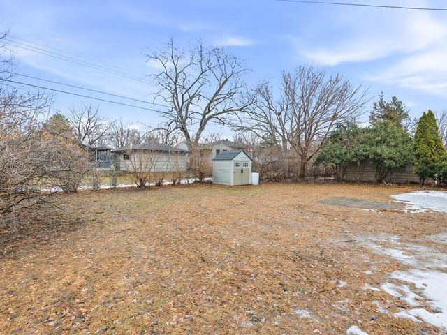 2700 64th Avenue N, Brooklyn Center, MN 55430