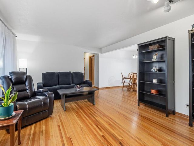 2700 64th Avenue N, Brooklyn Center, MN 55430