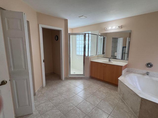 6457 Adriatic Way, Lake Belvedere Estates, West Palm Beach, FL 33413