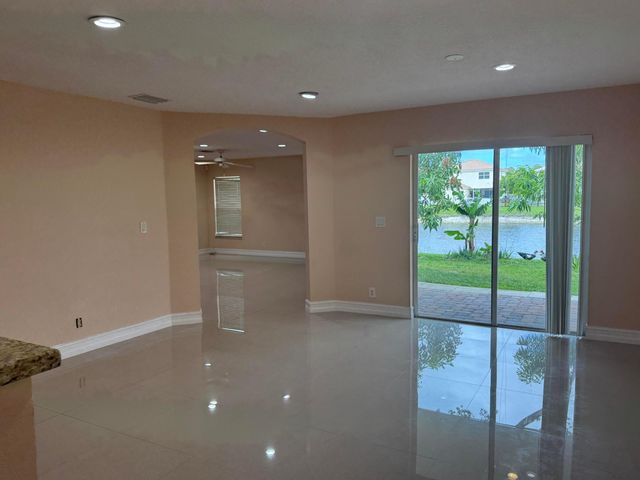 6457 Adriatic Way, Lake Belvedere Estates, West Palm Beach, FL 33413