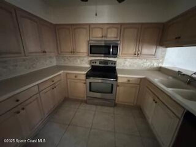 1207 Parkside Place 1207, Indian Harbour Beach, FL 32937