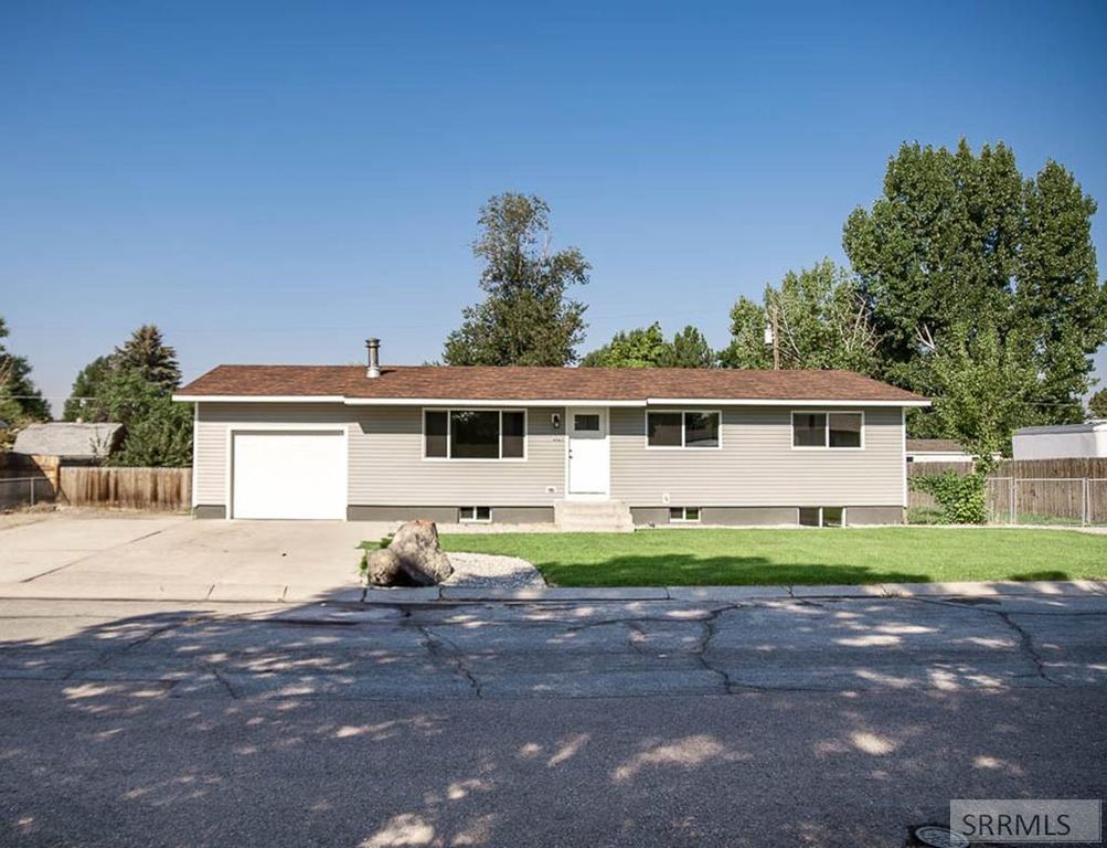 4863 Easy Street, Chubbuck, ID 83202