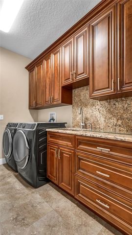 29135 RIVERGATE RUN, Wesley Chapel, FL 33543
