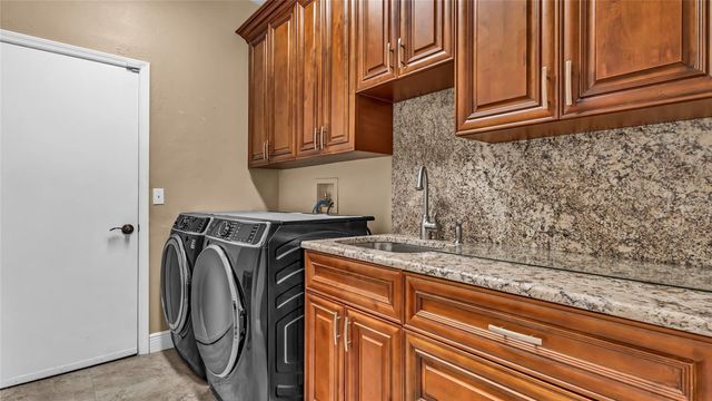 29135 RIVERGATE RUN, Wesley Chapel, FL 33543
