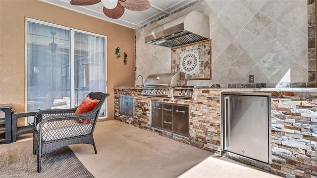 29135 RIVERGATE RUN, Wesley Chapel, FL 33543