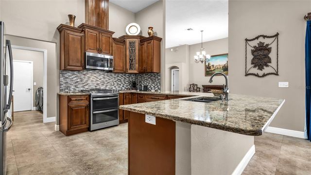 29135 RIVERGATE RUN, Wesley Chapel, FL 33543