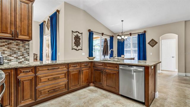 29135 RIVERGATE RUN, Wesley Chapel, FL 33543