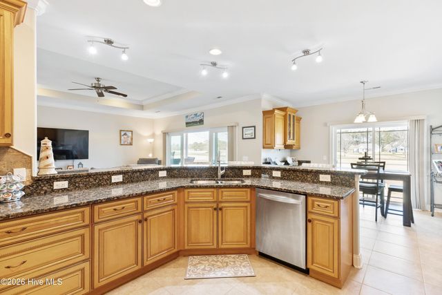 9461 Old Salem Way NW, Calabash, NC 28467