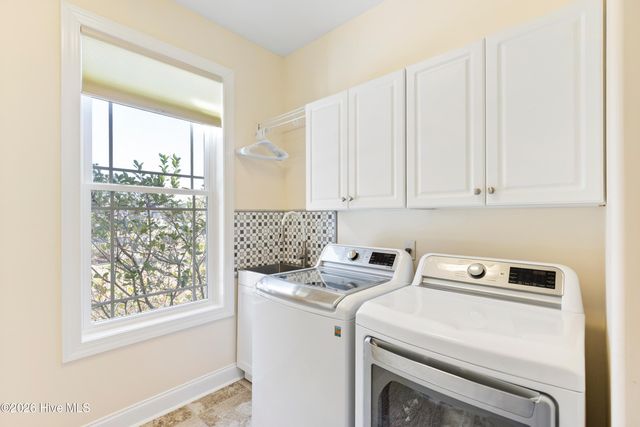 9461 Old Salem Way NW, Calabash, NC 28467