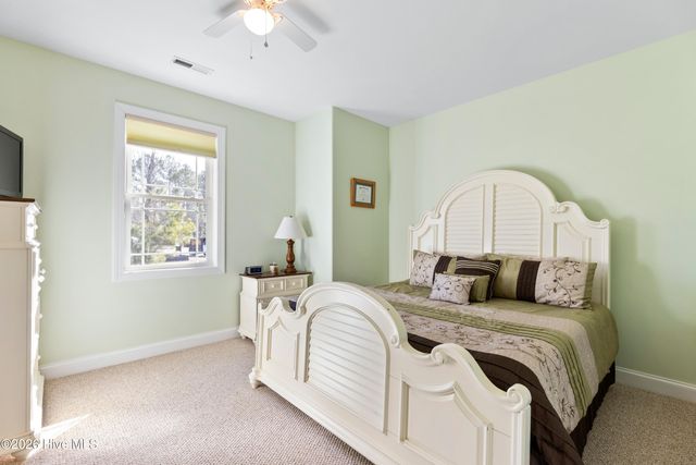 9461 Old Salem Way NW, Calabash, NC 28467