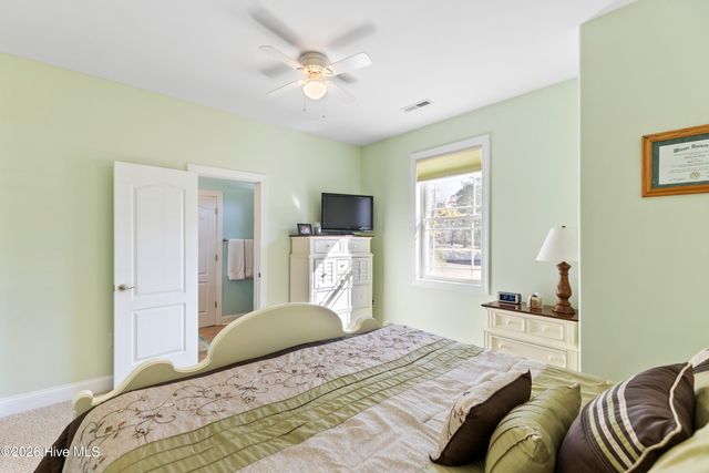 9461 Old Salem Way NW, Calabash, NC 28467