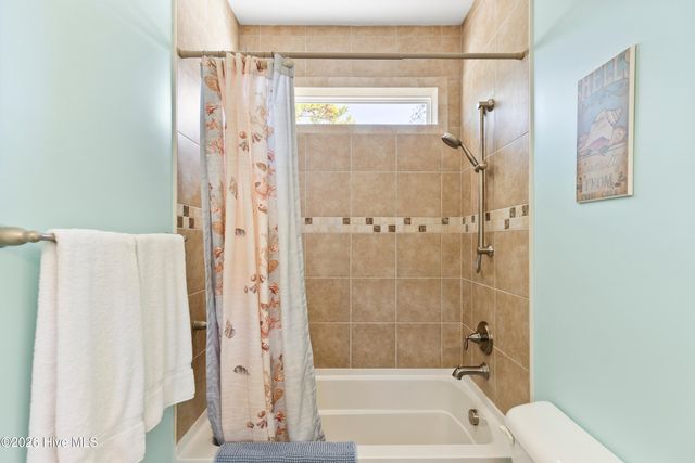 9461 Old Salem Way NW, Calabash, NC 28467