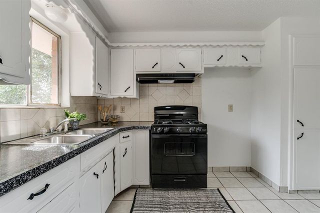 700 N Bristow Avenue, Oklahoma City, OK 73160