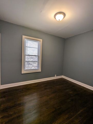 10423 S State Street, Chicago, IL 60628