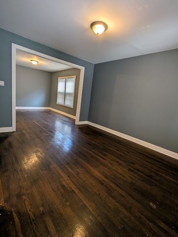 10423 S State Street, Chicago, IL 60628